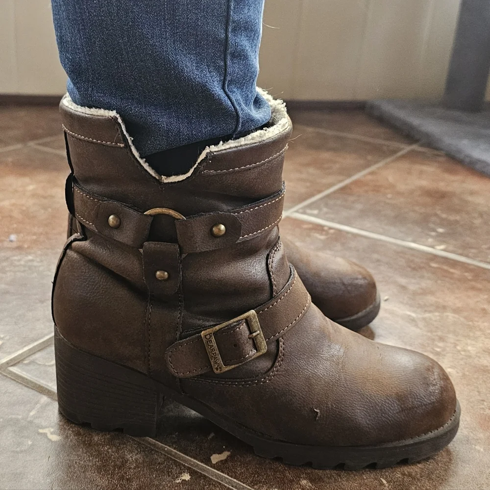 Bearpaw Boots - Style 1920-Felicity - Size 8.5 - Picture 12 of 14
